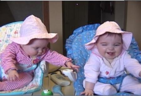 Bébés amusants